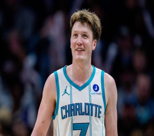 纳瓦罗赛季,开门红,世界排名升,欧博,欧博官网,abg欧博官网,欧博官网玩家首选