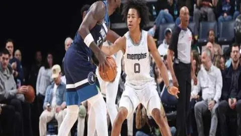 “哈尔滨亚冬会女子U型场地自由滑雪技巧赛决赛：雪域寻冰之旅回眸”