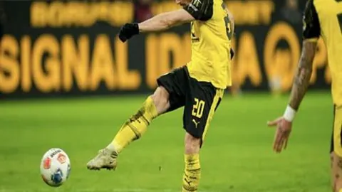 卫冕冠军以30分大胜太阳，连胜中断，杜兰特孤军奋战独得30分！